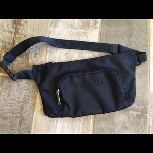 Waist bag
